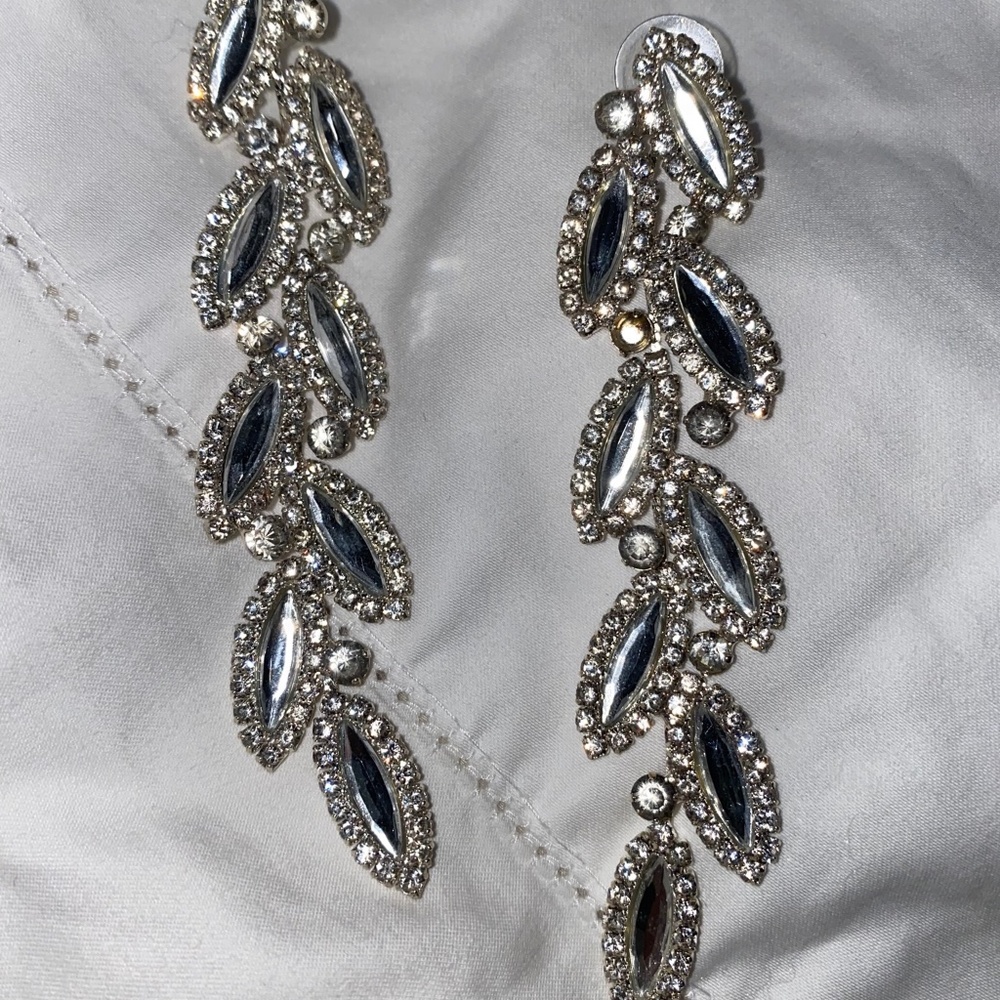 White Diamond earrings